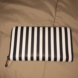 henri bendel signature stripped wallet